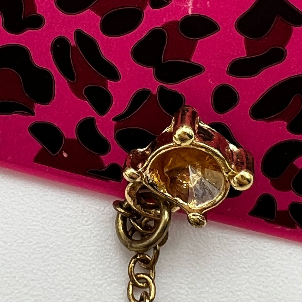 RARE Bestey Johnson Vintage Antique Rose Teapot Teacup Earrings and Necklace - Picture 6 of 10
